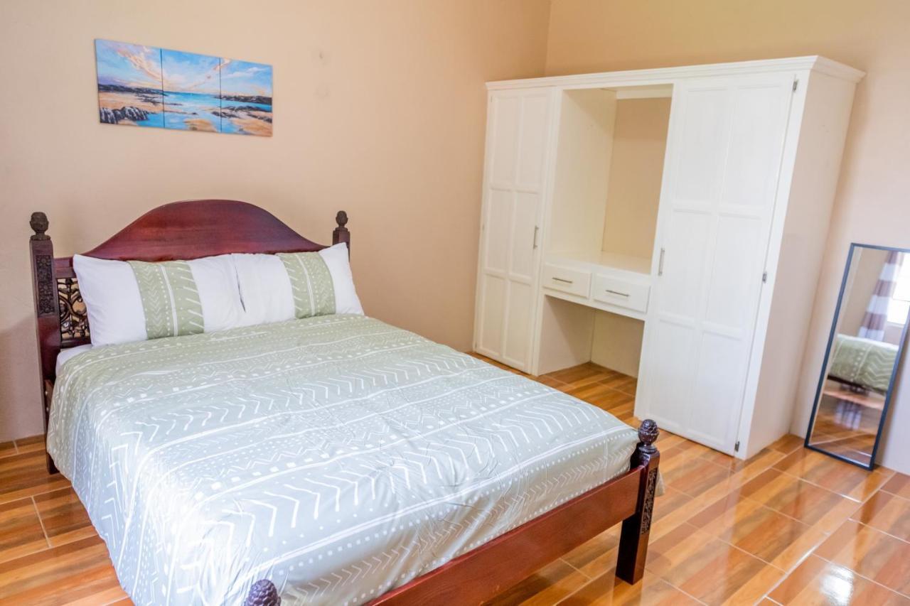 Golden Palms Apartment Kingstown Exteriér fotografie