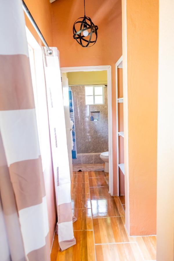 Golden Palms Apartment Kingstown Exteriér fotografie